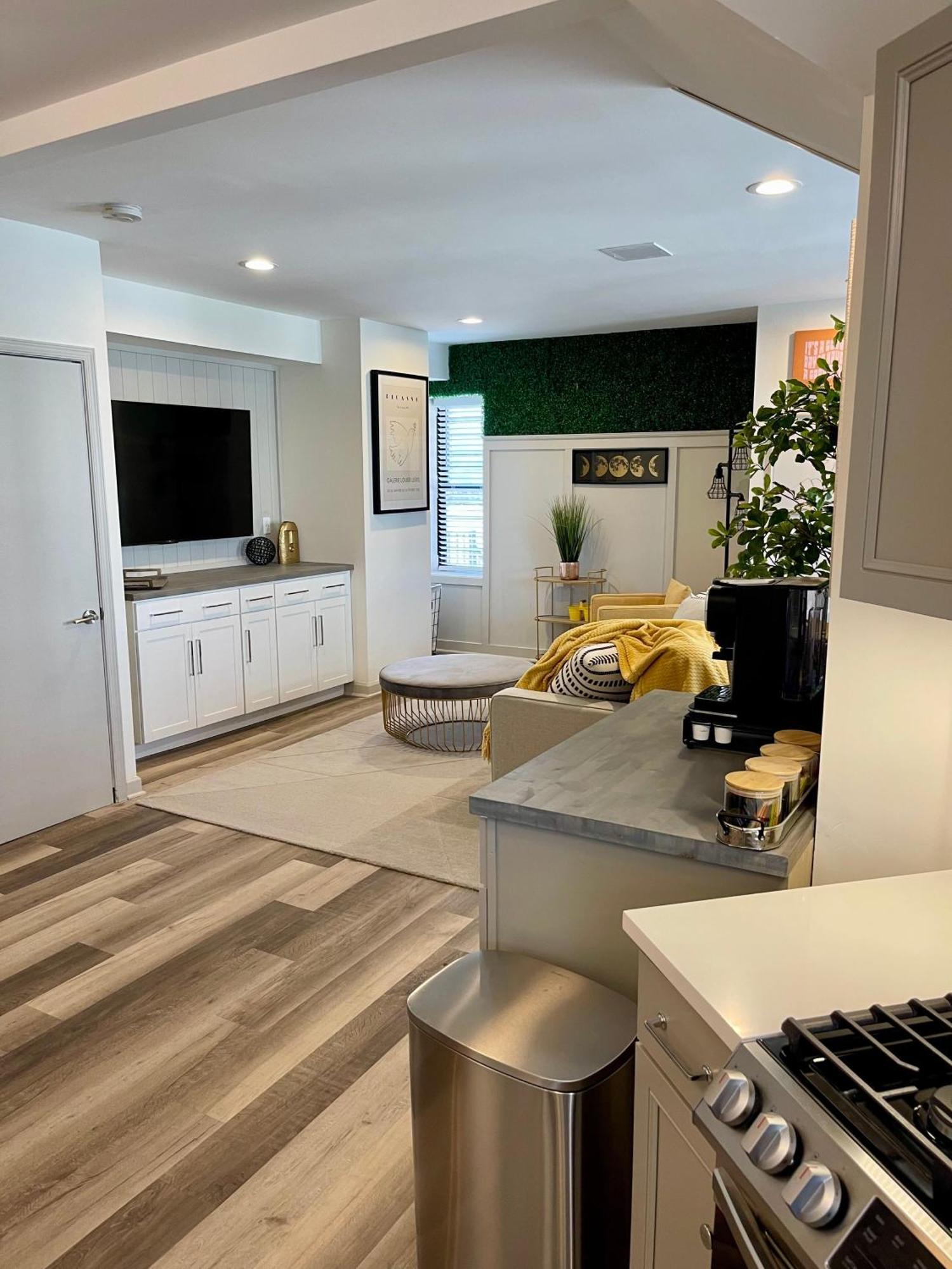 Modern Fully Renovated Suite & Loft In Downtown Trenton Exteriér fotografie